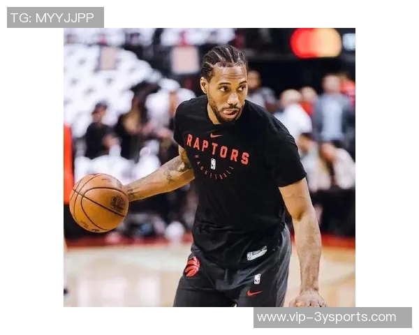 芬奇赞兰德尔勇敢迎战展现强烈对抗意识与侵略性表现 芬奇赞兰德尔勇敢迎战展现强烈对抗意识与侵略性表现